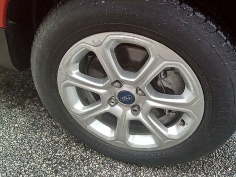 Used 2018 Ford EcoSport SE w/ SE Convenience Package image 31