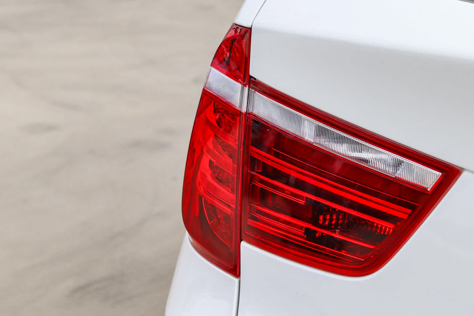 Used 2017 BMW X3 sDrive28i RWD image 13