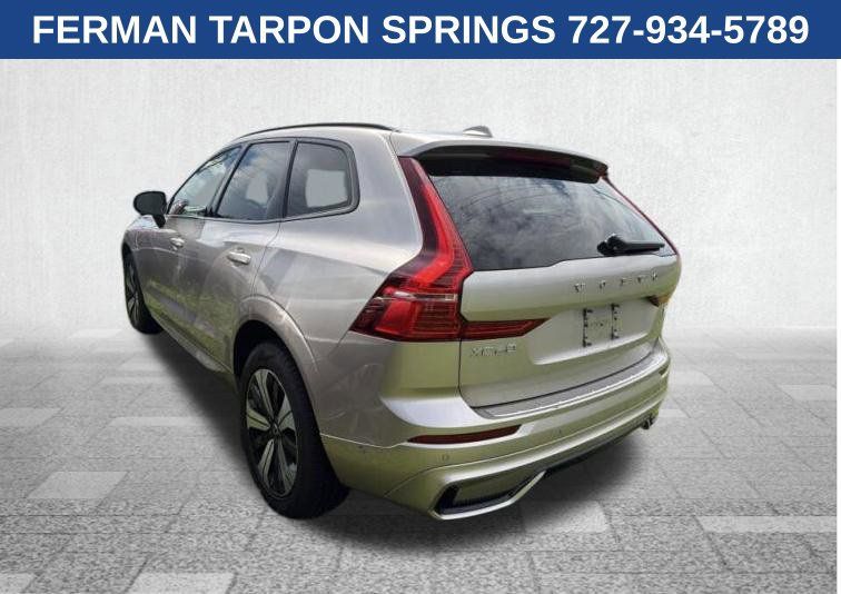 Used 2024 Volvo XC60 T8 Plus w/ Protection Package Premier AWD/4WD image 4