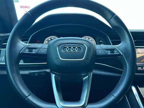 Used 2022 Audi Q8 Prestige AWD/4WD image 27