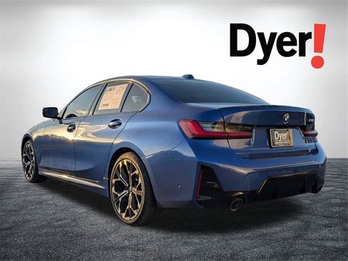 Used 2025 BMW 330i Sedan w/ M Sport Package image 8