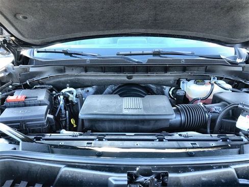 Used 2024 Chevrolet Suburban High Country image 26