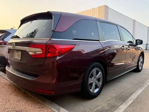 Used 2018 Honda Odyssey EX-L image 7