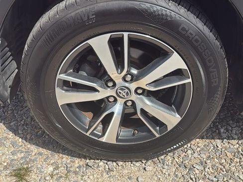 Used 2017 Toyota RAV4 XLE image 37