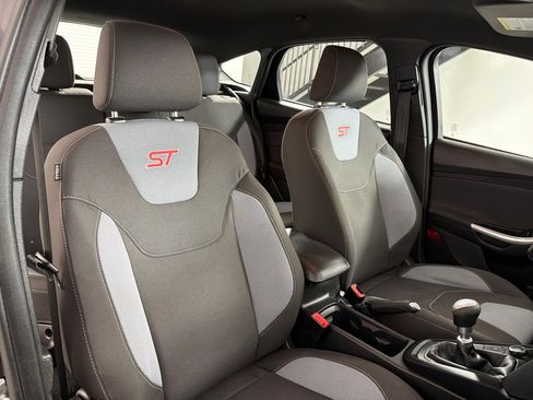Used 2016 Ford Focus ST FWD image 23