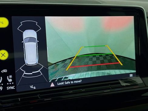 New 2026 Volkswagen Atlas SEL image 14