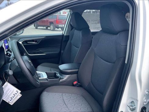 New 2025 Toyota RAV4 XLE image 11