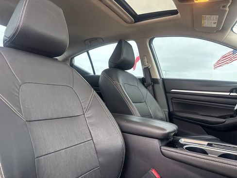 Certified 2022 Nissan Altima 2.5 SL FWD image 28