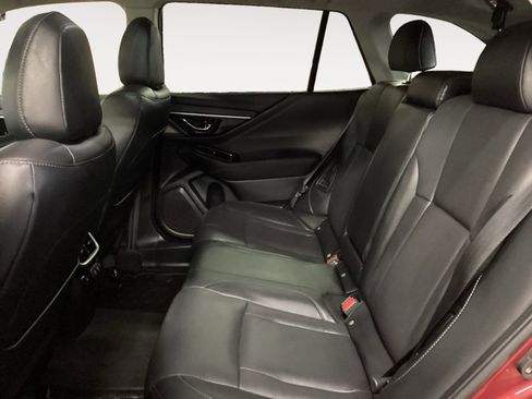 Certified 2021 Subaru Outback Limited image 13