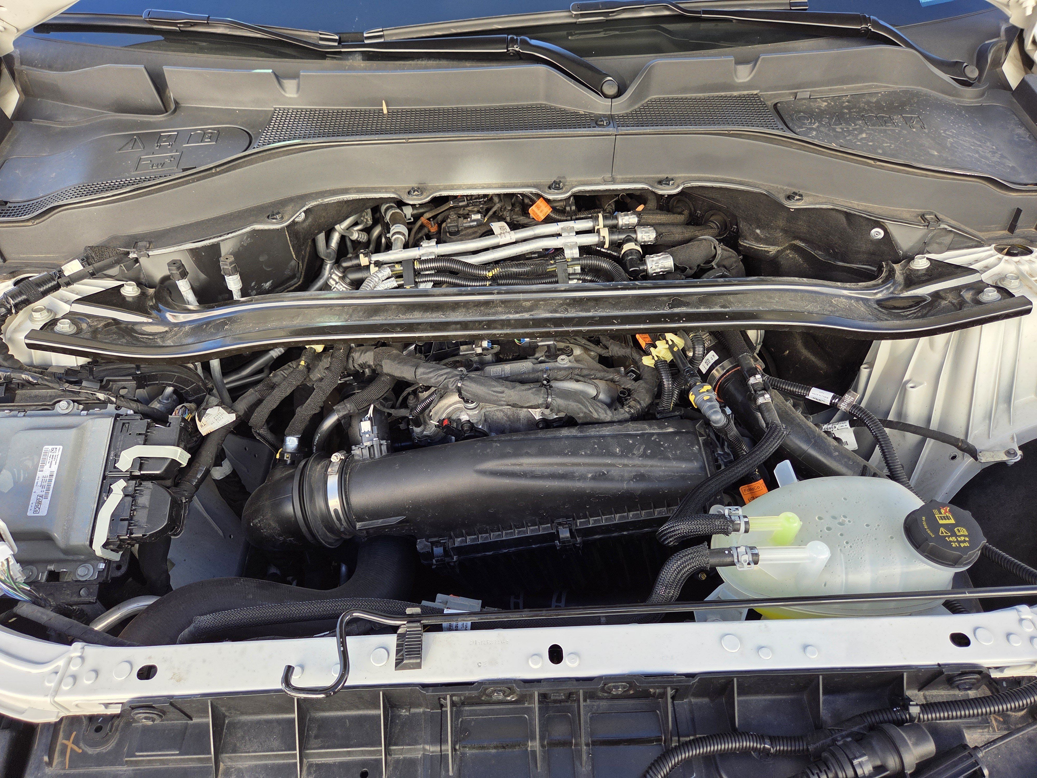 Used 2025 Ford Explorer ST-Line AWD/4WD image 9