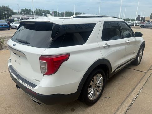 Used 2023 Ford Explorer King Ranch w/ Technology Package AWD/4WD image 12
