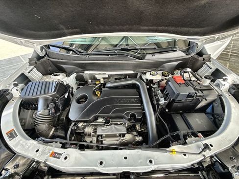 Used 2025 Chevrolet Equinox LT FWD image 22