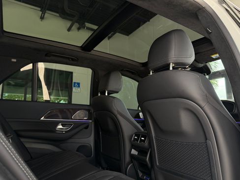 Used 2025 Mercedes-Benz GLE 63 AMG S image 34