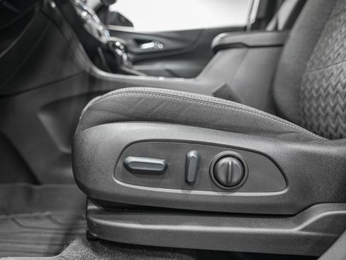 Used 2022 Chevrolet Equinox LT image 14