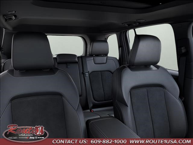 New 2026 Jeep Grand Cherokee Altitude AWD/4WD image 27