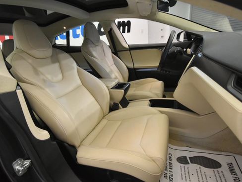 Used 2018 Tesla Model S P100D image 15