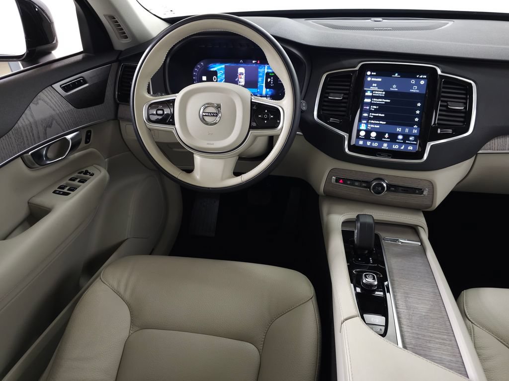 Certified 2024 Volvo XC90 T8 Plus w/ Protection Package AWD/4WD image 19