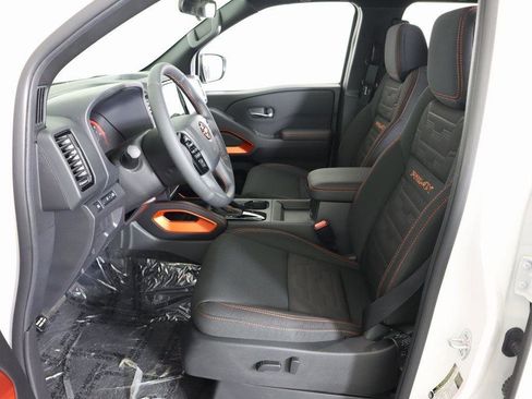 Used 2023 Nissan Frontier Pro-X w/ Tow Package image 15