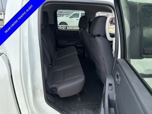 Used 2025 Nissan Frontier S image 12