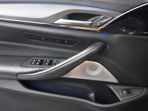 Used 2020 BMW M5 w/ Executive Package image 36