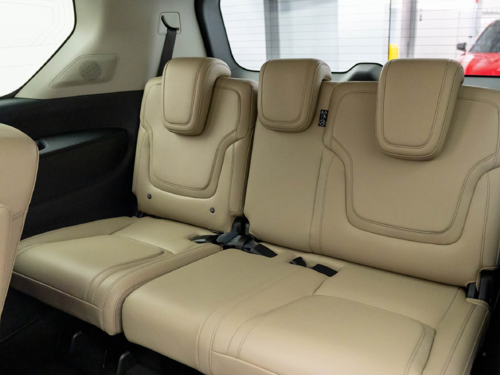 Certified 2026 INFINITI QX80 Pure w/ Cargo Package AWD/4WD image 20