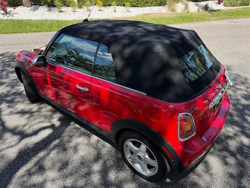 Used 2010 MINI Cooper Convertible image 18