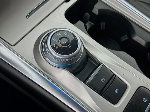 Used 2024 Ford Explorer Limited image 25