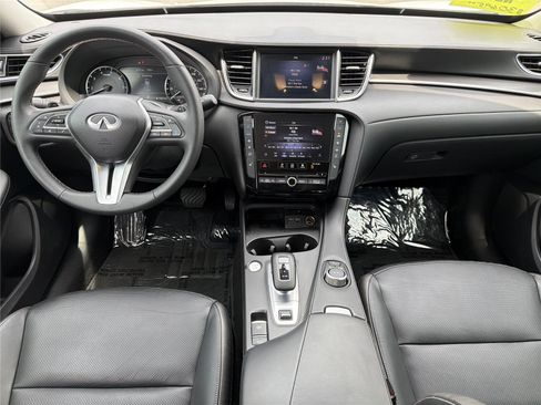 Used 2024 INFINITI QX50 Luxe AWD/4WD image 2