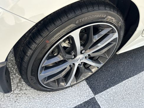 Used 2023 Honda Civic Touring image 12