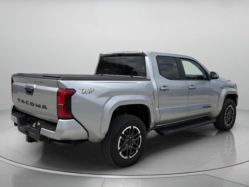Used 2025 Toyota Tacoma TRD Sport RWD image 3