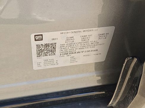 Used 2023 Chevrolet Traverse Premier w/ Redline Edition image 26