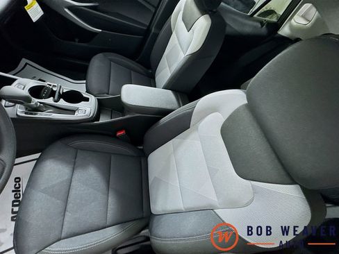 New 2026 Chevrolet Trax LS w/ LS Convenience Package FWD image 38