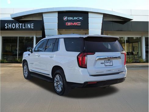 Used 2022 GMC Yukon SLT AWD/4WD image 5