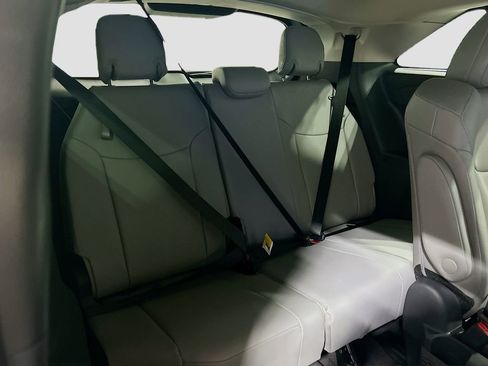 New 2026 Toyota Sienna XLE FWD image 25