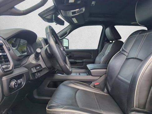 Used 2024 RAM 3500 Limited image 12