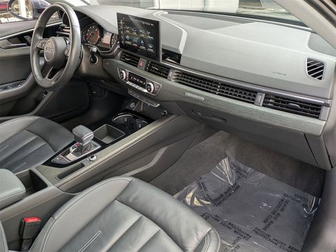 Used 2021 Audi A4 2.0T Premium w/ Convenience Package image 21