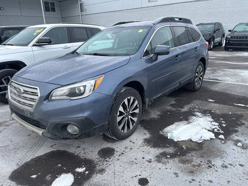Used 2016 Subaru Outback 2.5i Limited image 1