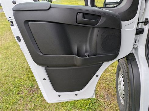 New 2025 RAM ProMaster 2500 image 14