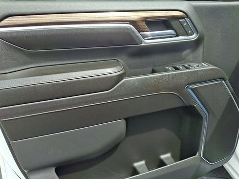 Used 2024 Chevrolet Silverado 2500 LT w/ Safety Package AWD/4WD image 12