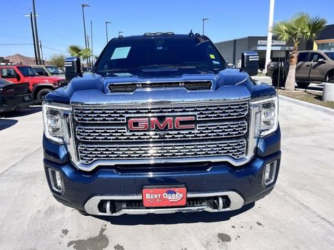 Used 2023 GMC Sierra 2500 Denali w/ Denali Ultimate Package image 2