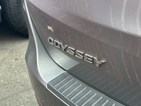 Used 2018 Honda Odyssey EX image 7