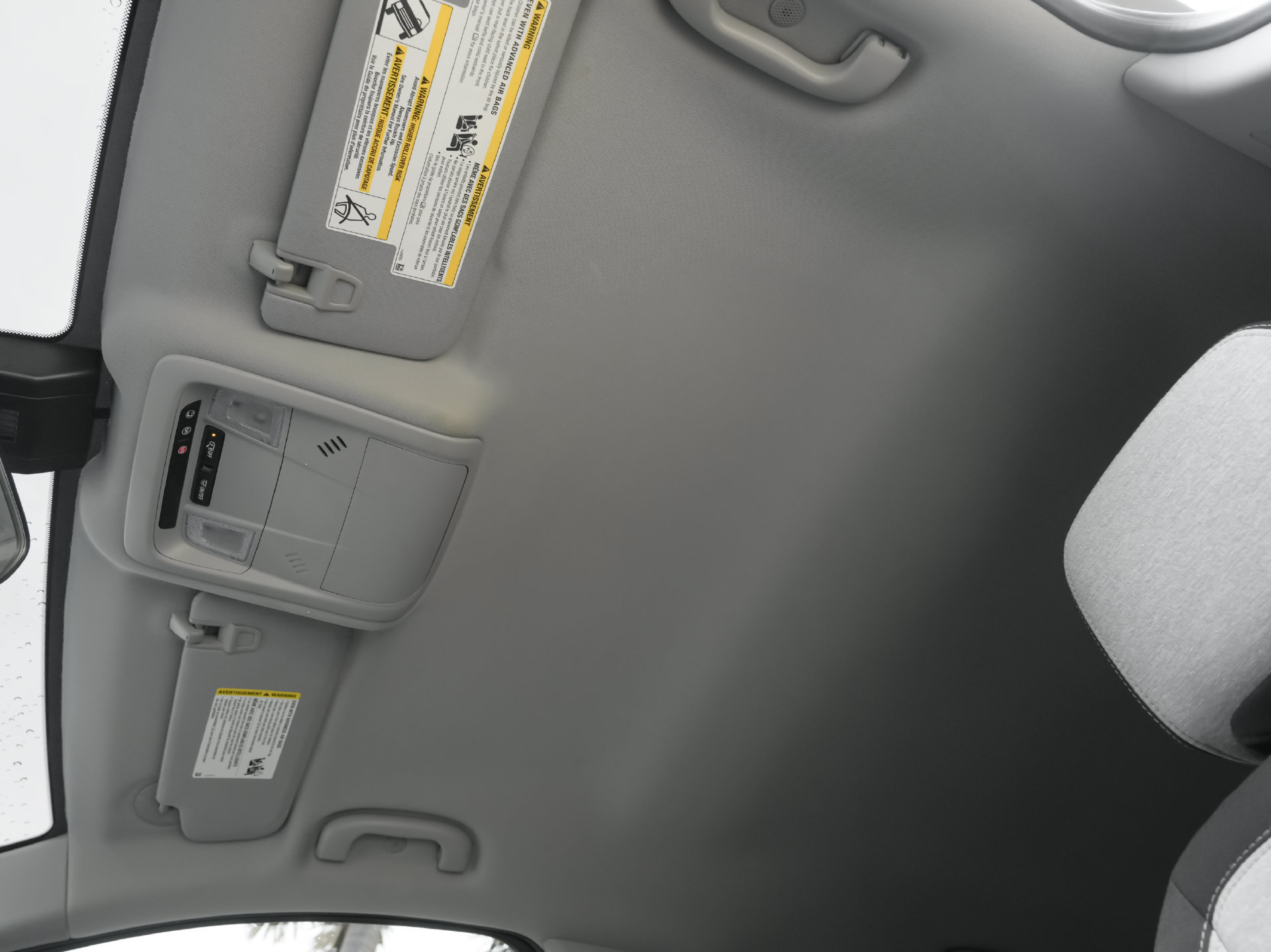 Used 2023 Chevrolet Equinox LS FWD image 22