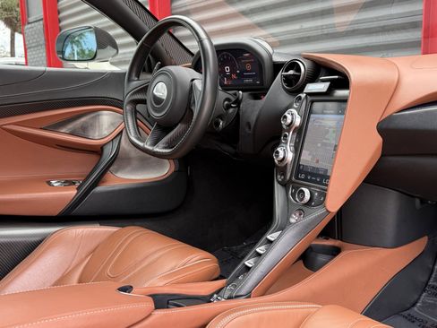 Used 2018 McLaren 720S Performance image 24