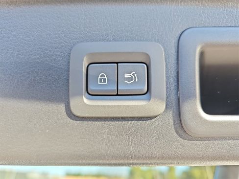 New 2025 MAZDA CX-30 2.5 Turbo w/ Premium Plus Pkg image 13