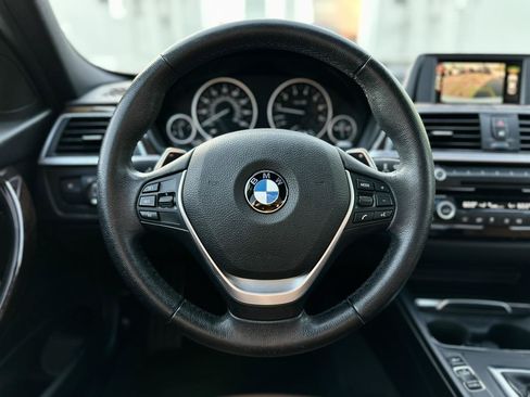 Used 2017 BMW 330i Sedan RWD image 7