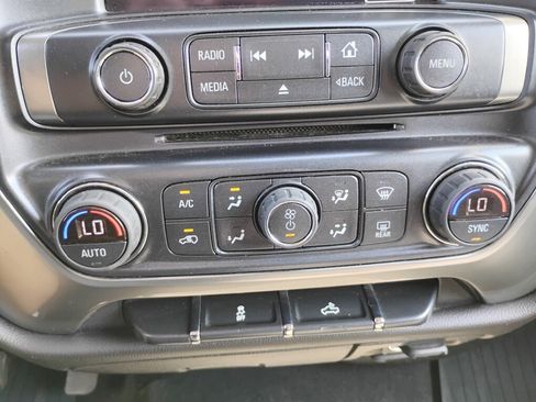 Used 2019 Chevrolet Silverado 1500 LT w/ All Star Edition AWD/4WD image 18