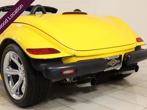 Used 2000 Plymouth Prowler image 31