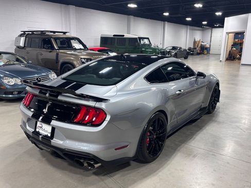Used 2022 Ford Mustang Shelby GT500 w/ Technology Package image 21