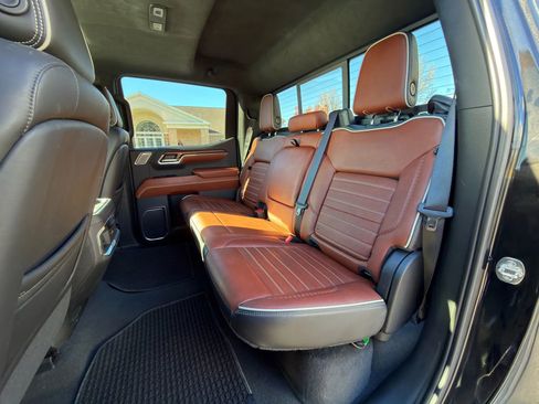 Used 2023 GMC Sierra 1500 Denali Ultimate image 24