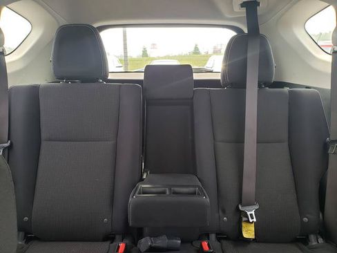 Used 2018 Toyota RAV4 XLE w/ Plus Extra Value Package AWD/4WD image 14
